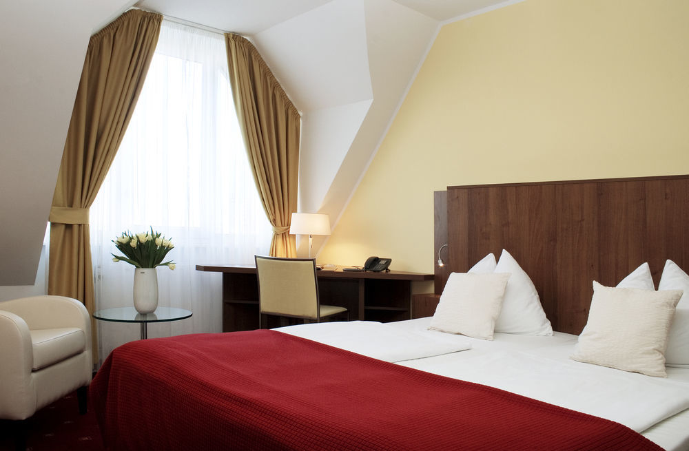 Harry'S Home Berlin-Moabit Hotel & Apartments Экстерьер фото